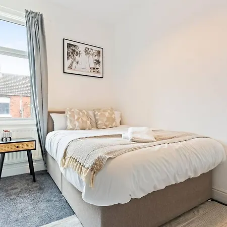Tatil Evi Soppett House - Central Location - Free Parking, Fast Wifi And Smart Tv By Yoko Property Redcar