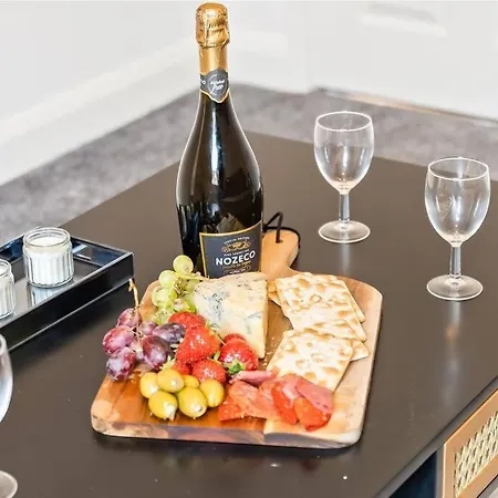 Soppett House - Central Location - Free Parking, Fast Wifi And Smart Tv By Yoko Property * Redcar
